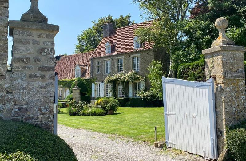 Maison - 259 m² - 6 pièces