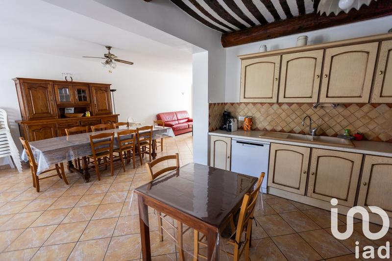 Maison - 980 m² - 5 pièces
