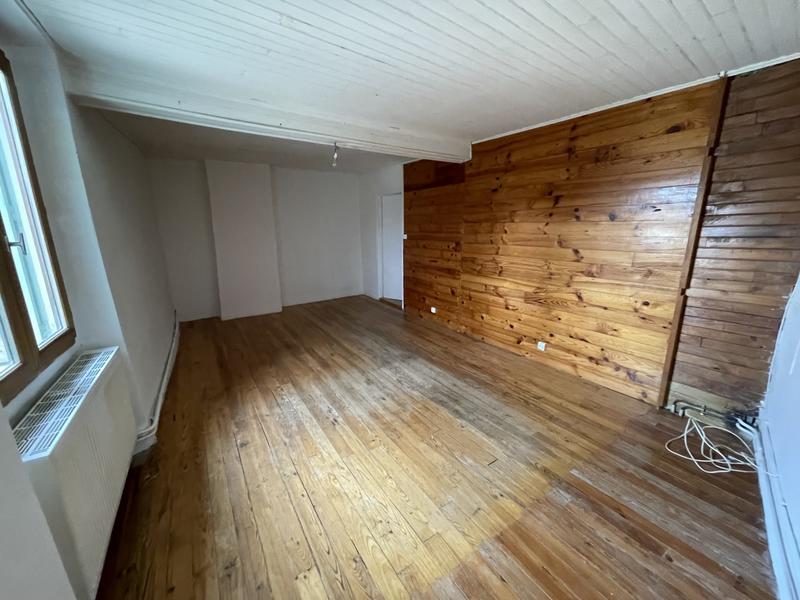 Maison traditionnelle - 145 m² - 8 pièces