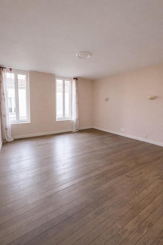 Maison - 192 m² - 9 pièces