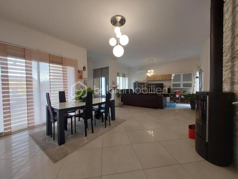 Maison - 115 m² - 5 pièces