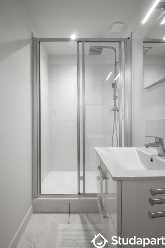 Chambre - 9 m² - 1 pièce