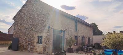 Maison - 161 m² - 6 pièces