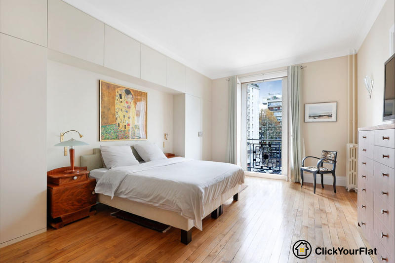 Appartement - 155 m² - 5 pièces