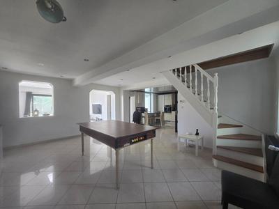 Maison - 114 m² - 4 pièces