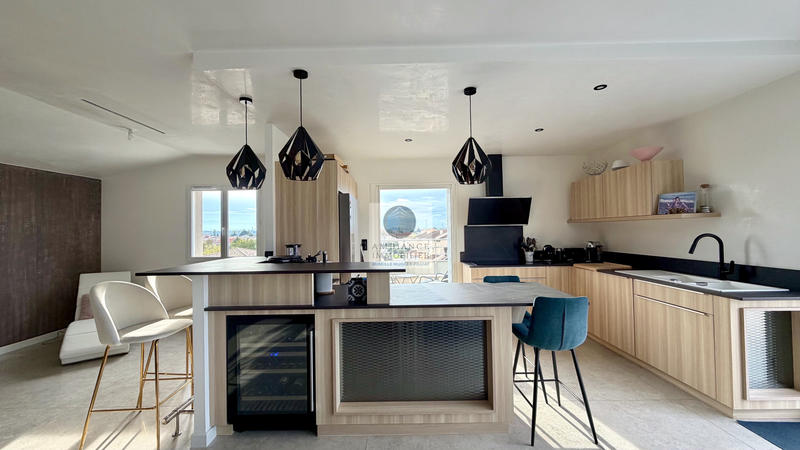 Appartement - 133 m² - 4 pièces