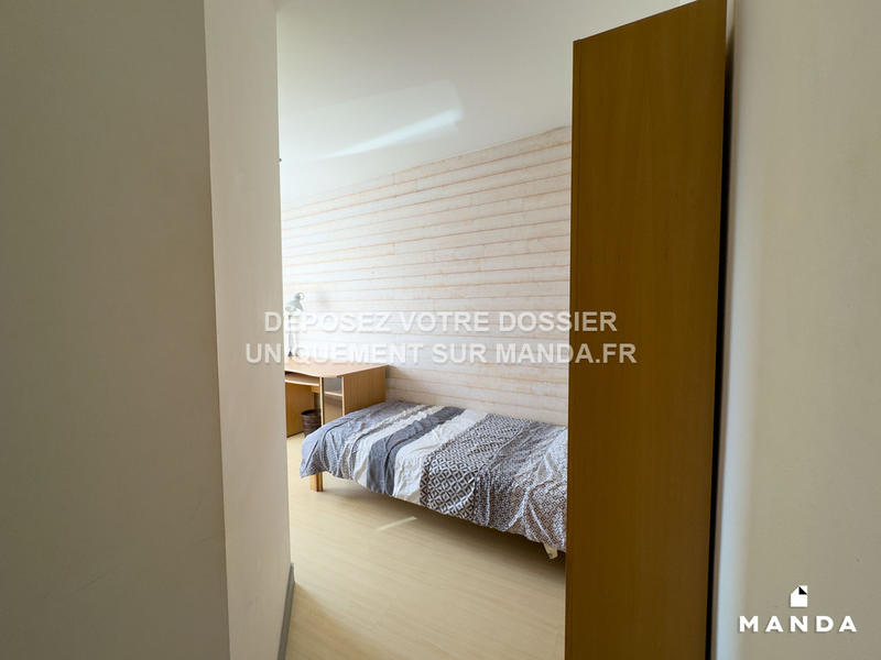 Chambre - 10 m² - 4 pièces