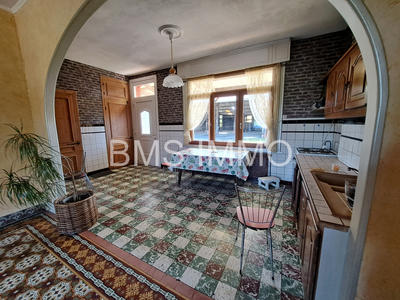 Maison - 205 m² - 8 pièces