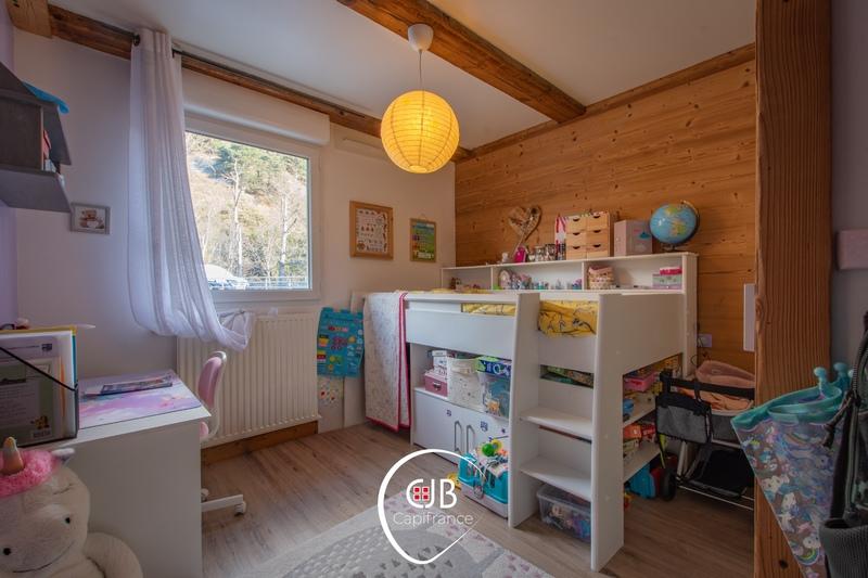 Appartement - 81 m² - 4 pièces