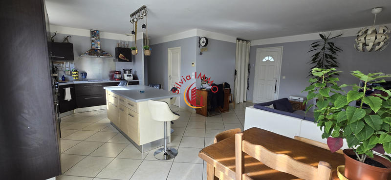 Villa - 99 m² - 4 pièces