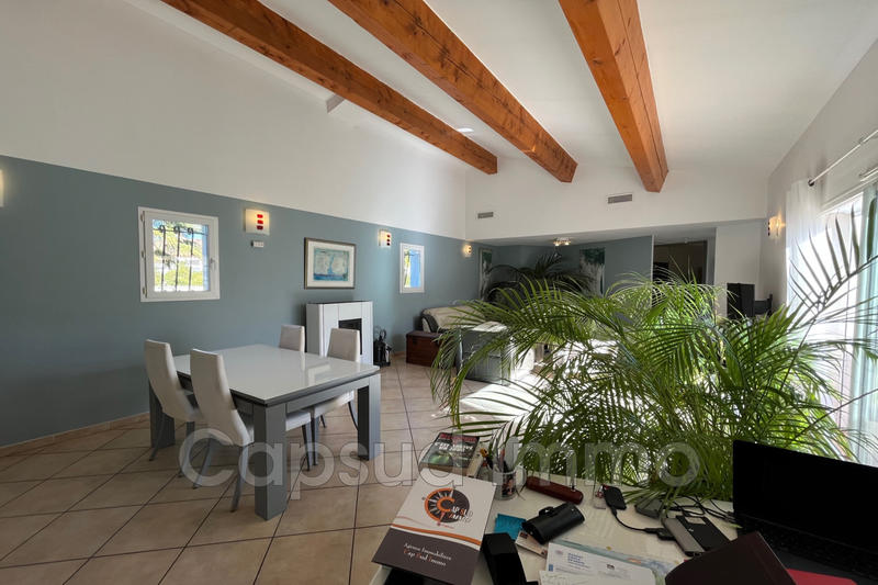 Maison - 122 m² - 4 pièces