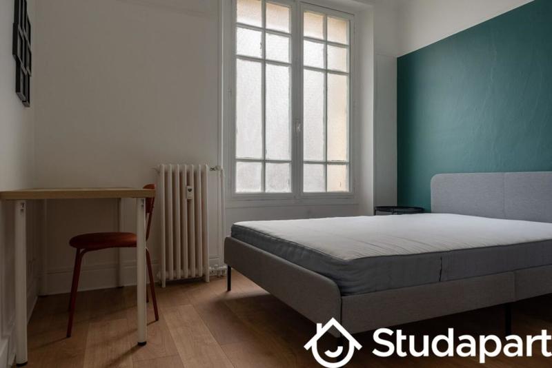 Chambre - 11 m² - 1 pièce