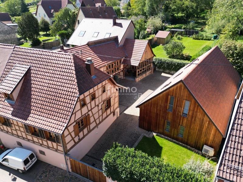 Maison - 207 m² - 7 pièces