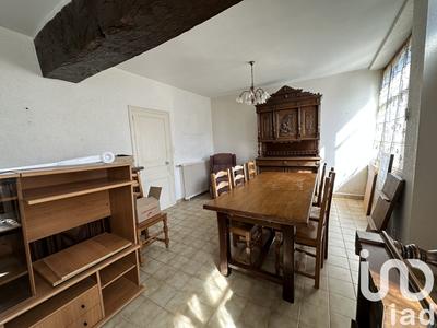 Maison - 122 m² - 5 pièces