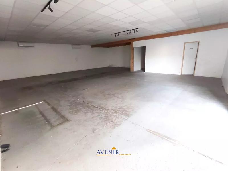 Local commercial - 338 m²