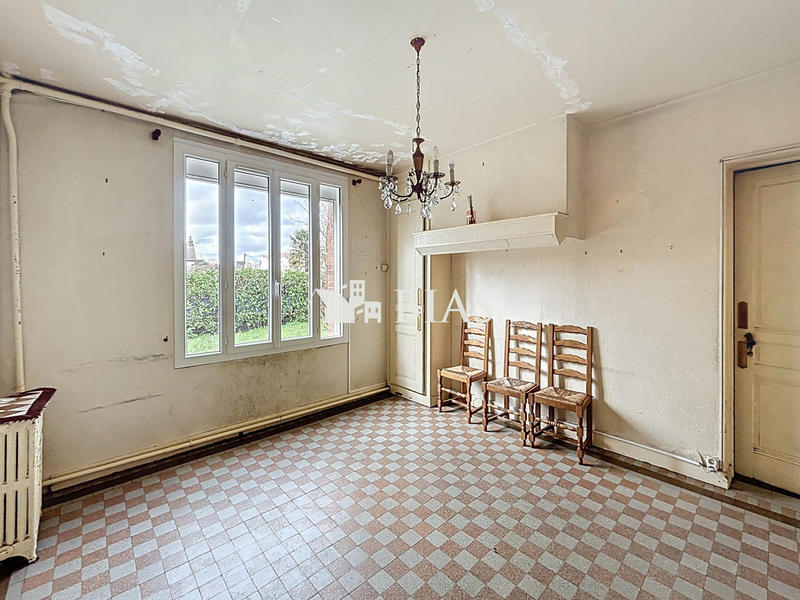 Maison - 145 m² - 7 pièces