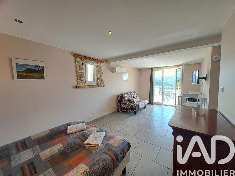 Maison - 169 m² - 5 pièces