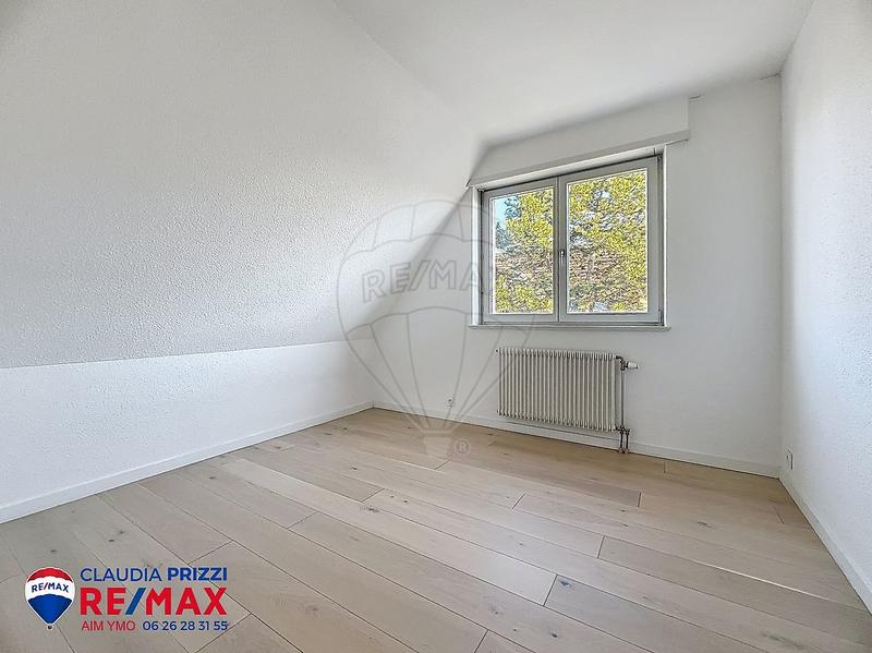Appartement - 82 m² - 4 pièces
