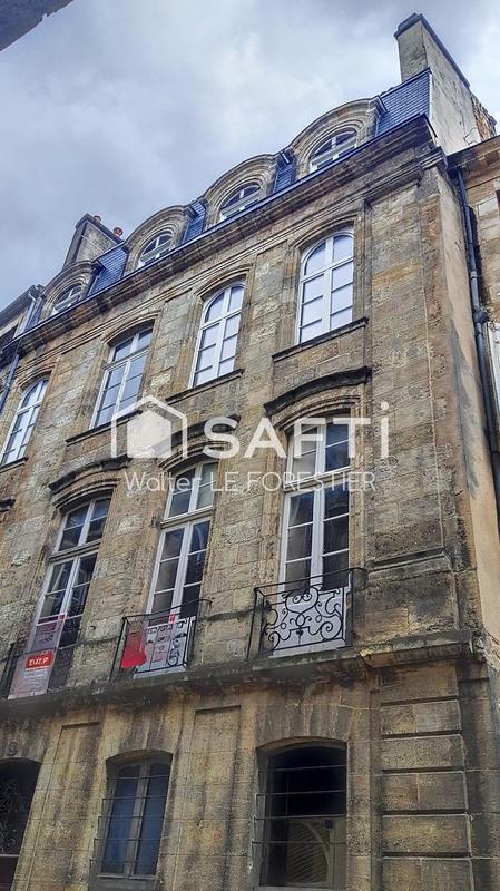 Immeuble - 182 m² - 3 pièces