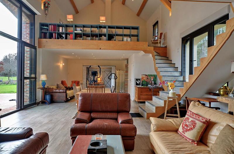 Maison - 450 m² - 13 pièces