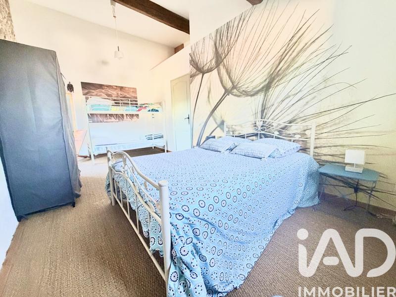 Maison - 222 m² - 10 pièces