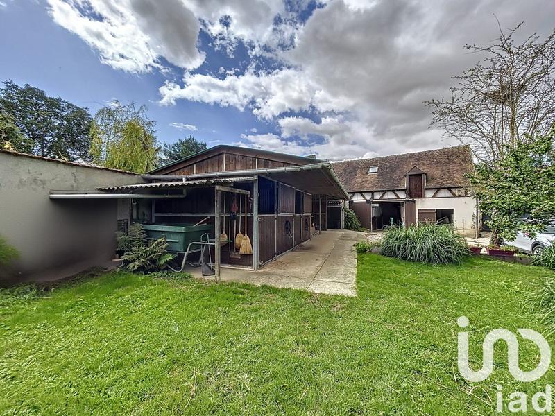 Maison - 208 m² - 8 pièces