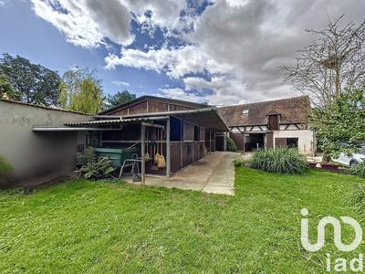 Maison - 208 m² - 8 pièces