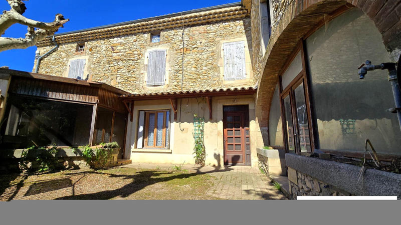 Maison - 164 m² - 8 pièces