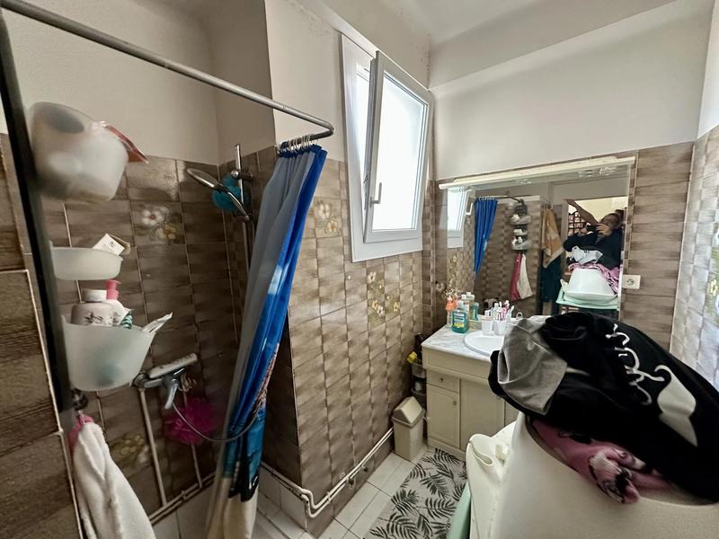 Appartement - 90 m² - 3 pièces