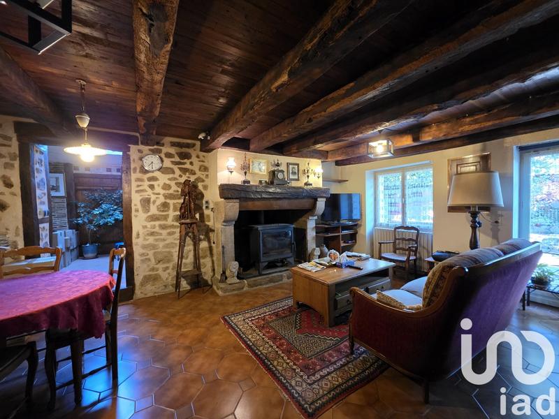 Maison - 203 m² - 6 pièces