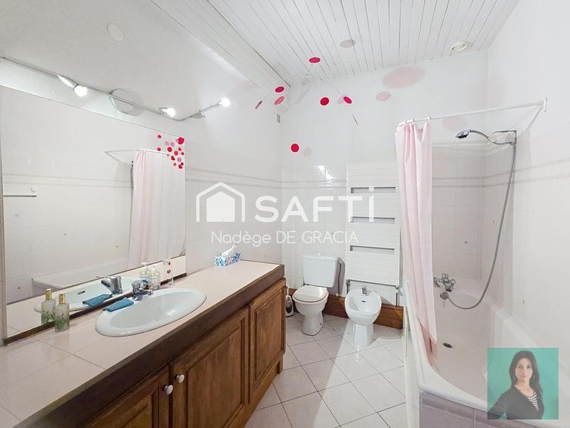 Maison de ville - 137 m² - 4 pièces