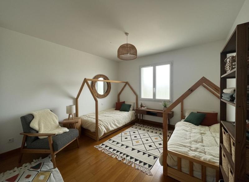 Maison - 110 m² - 5 pièces