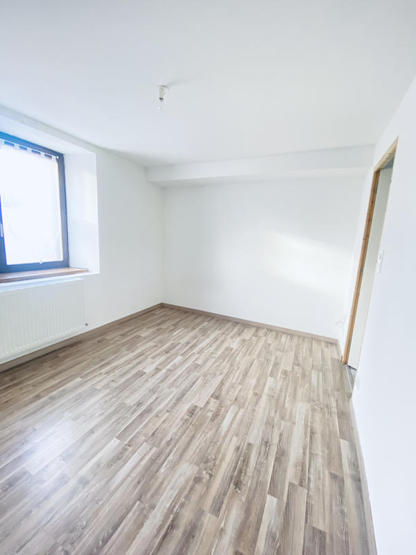 Appartement - 80 m² - 3 pièces