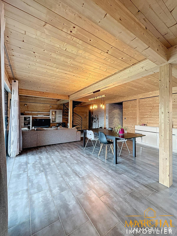Maison - 130 m² - 5 pièces