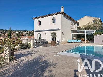 Maison - 150 m² - 5 pièces