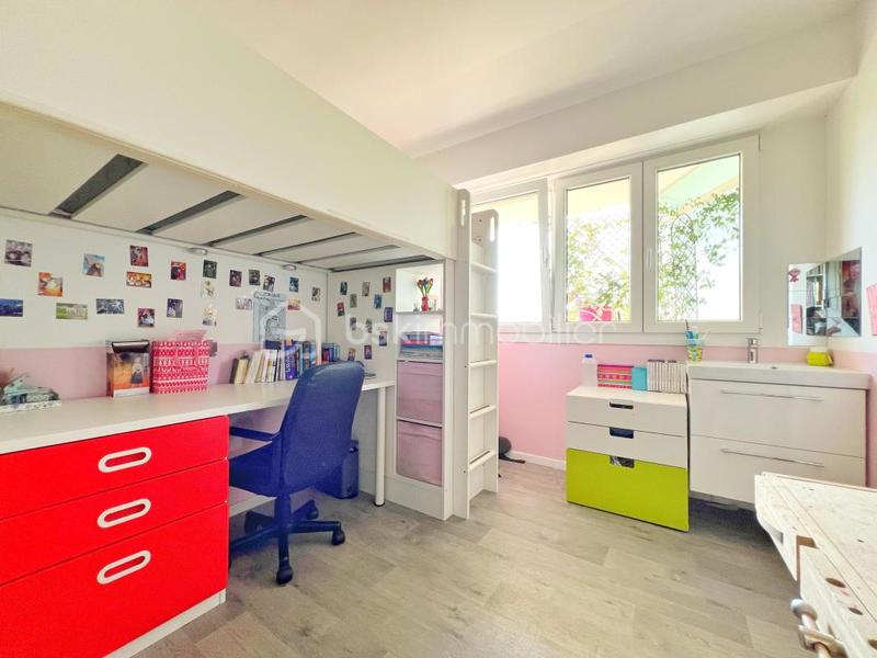 Appartement - 95 m² - 5 pièces