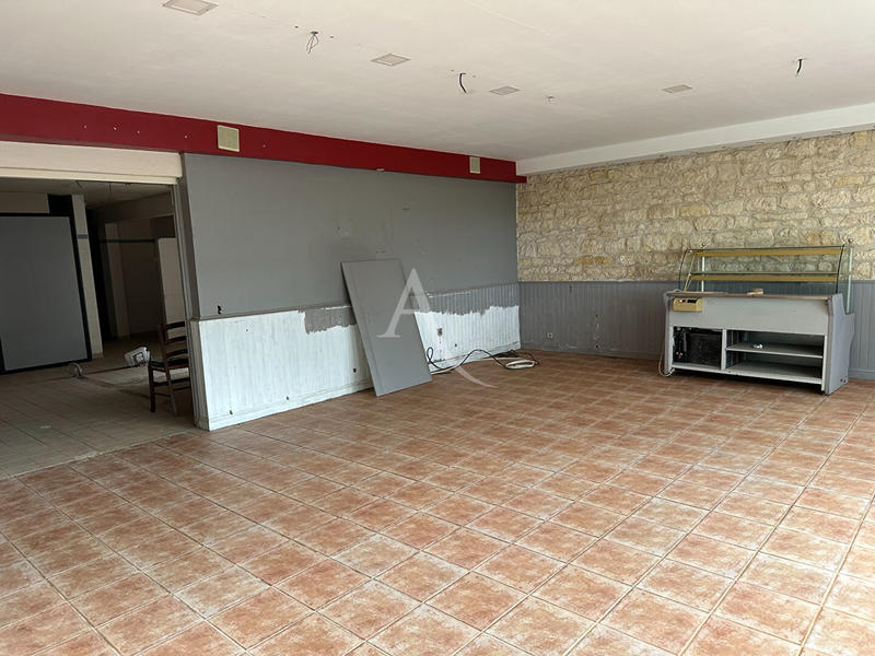 Local commercial - 166 m²