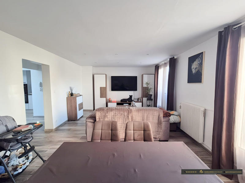 Appartement - 72 m² - 4 pièces