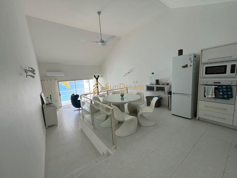 Appartement - 180 m² - 3 pièces