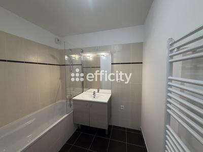 Appartement - 87 m² - 4 pièces