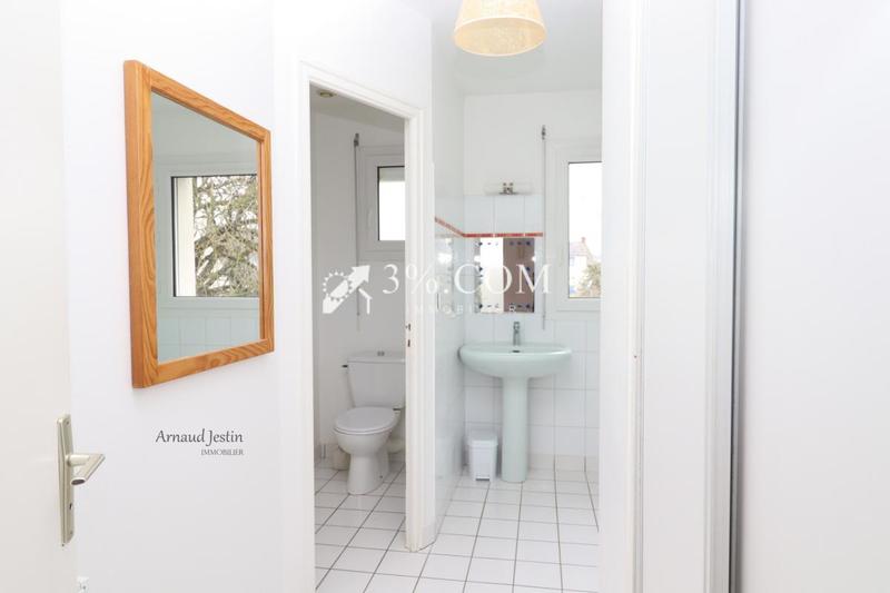 Maison - 176 m² - 9 pièces