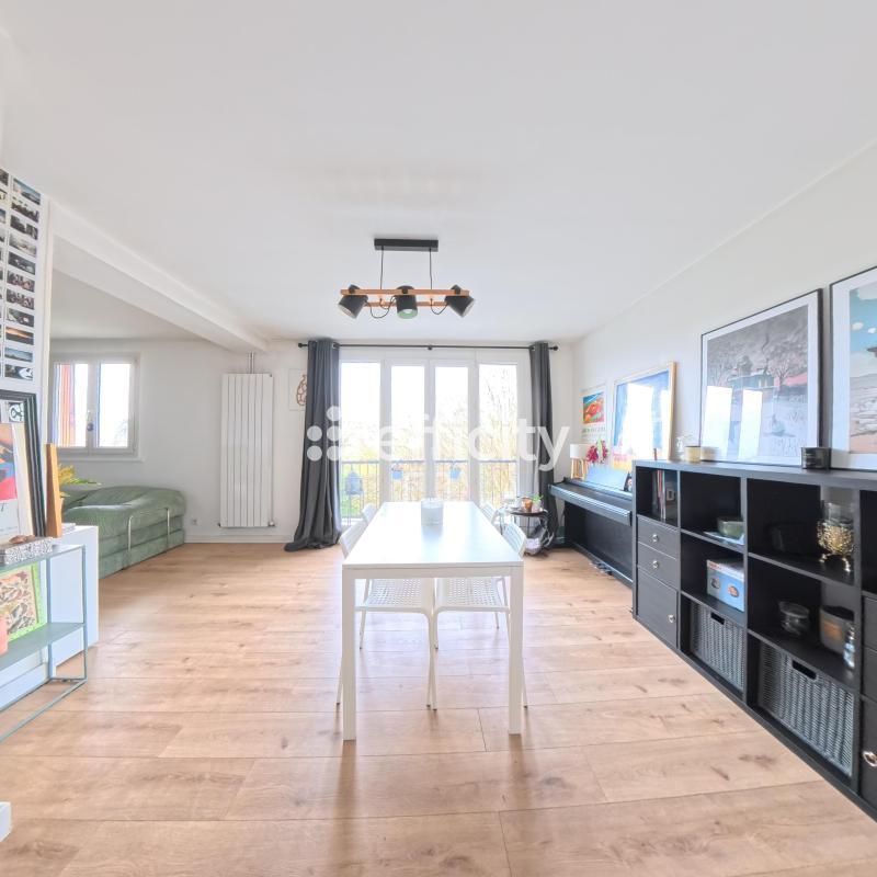 Appartement - 64 m² - 4 pièces