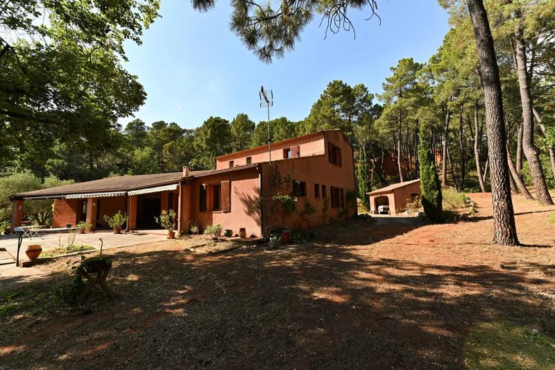 Maison - 232 m² - 6 pièces