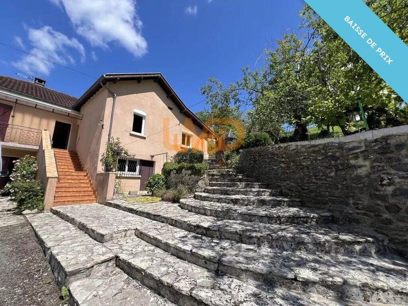 Villa - 237 m² - 8 pièces