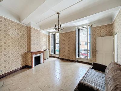 Immeuble - 240 m² - 10 pièces