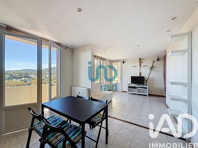 Appartement - 55 m² - 3 pièces