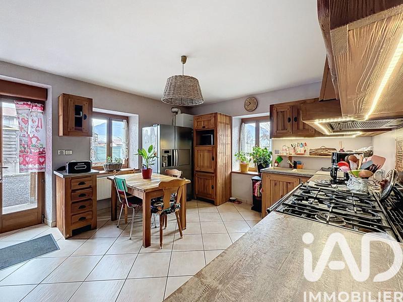 Appartement - 114 m² - 3 pièces