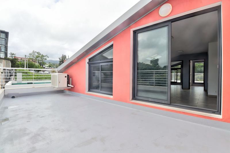 Appartement - 210 m²