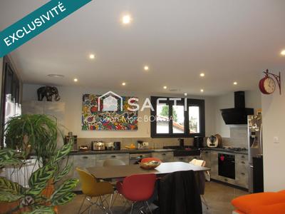 Maison de ville - 107 m² - 5 pièces