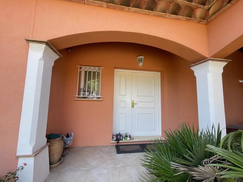 Maison - 160 m² - 5 pièces